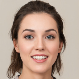 Isabel Cruz